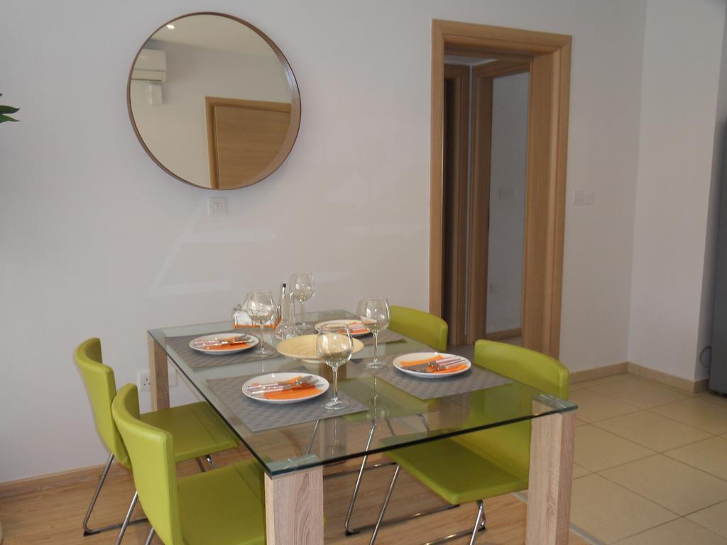 Eden Beach Apartment 207 Lemesos Exteriér fotografie